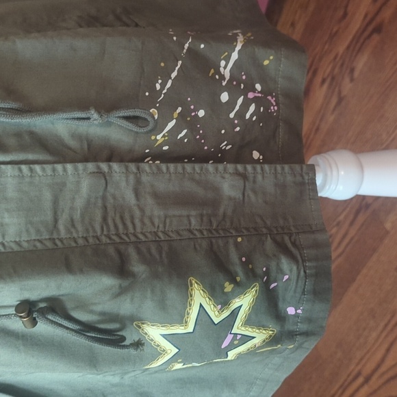 Her Universe Marvel Ms. Marvel Patch Anorak army green Women's Jacket Sz M - Picture 6 of 11